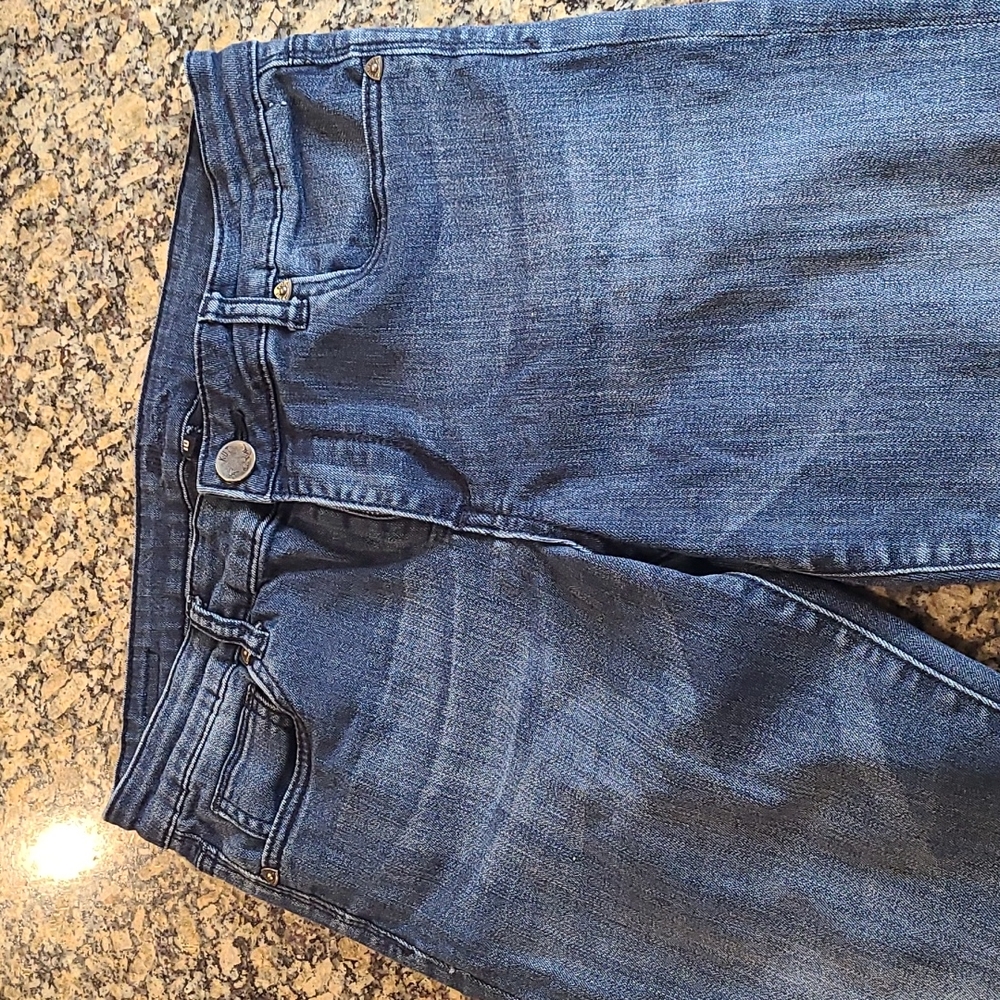 Kut Jeans, 10